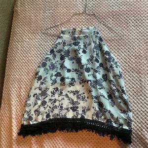 Small (women) white/blue blouse